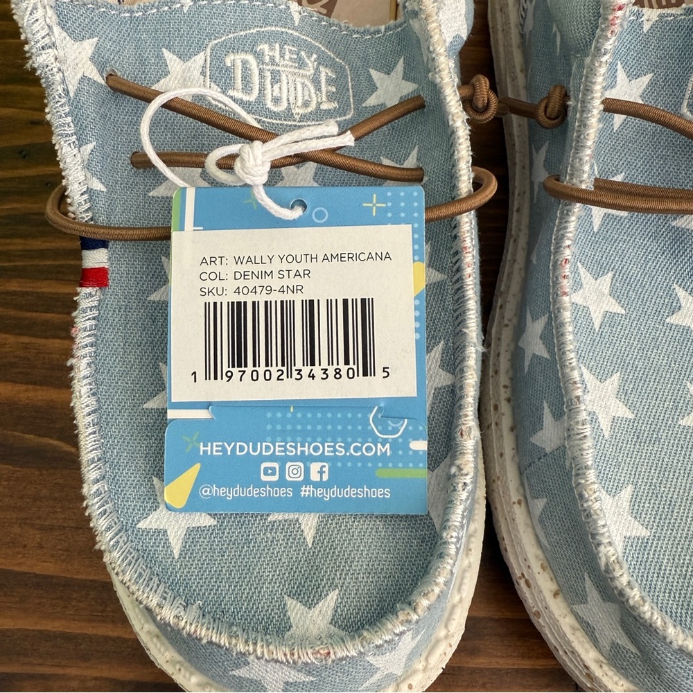 Hey Dude Boys' Wally Youth Americana Casual Shoes in Denim Star Size 1 - Picture 5 of 8